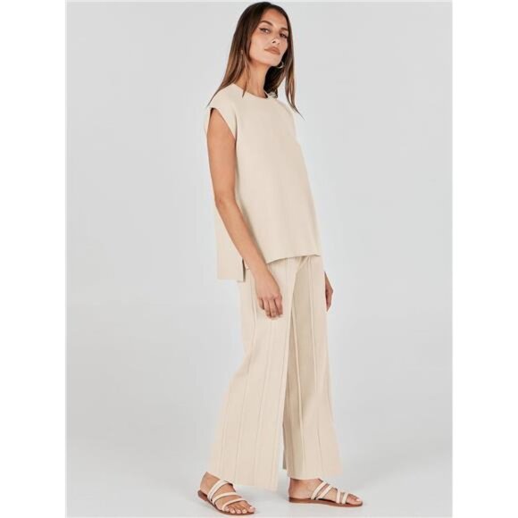 "Trendy Women’s 2-Piece Summer‎ Outfit: Sleeveless Knit Top & Lounge Pants" - Picture 4 of 7